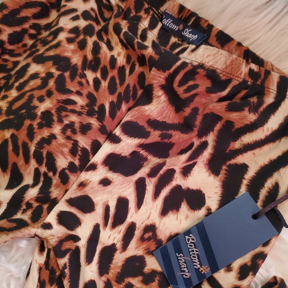NWT leopard full length leggings - Picture 2 of 3